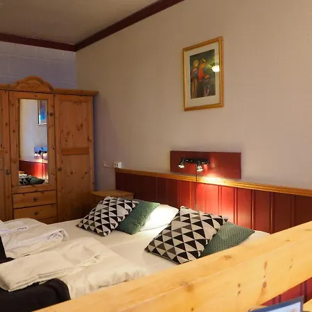 Lia Fjellhotell 3*